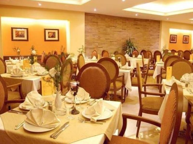Caesar'S Park Hotel Beirut Exterior photo